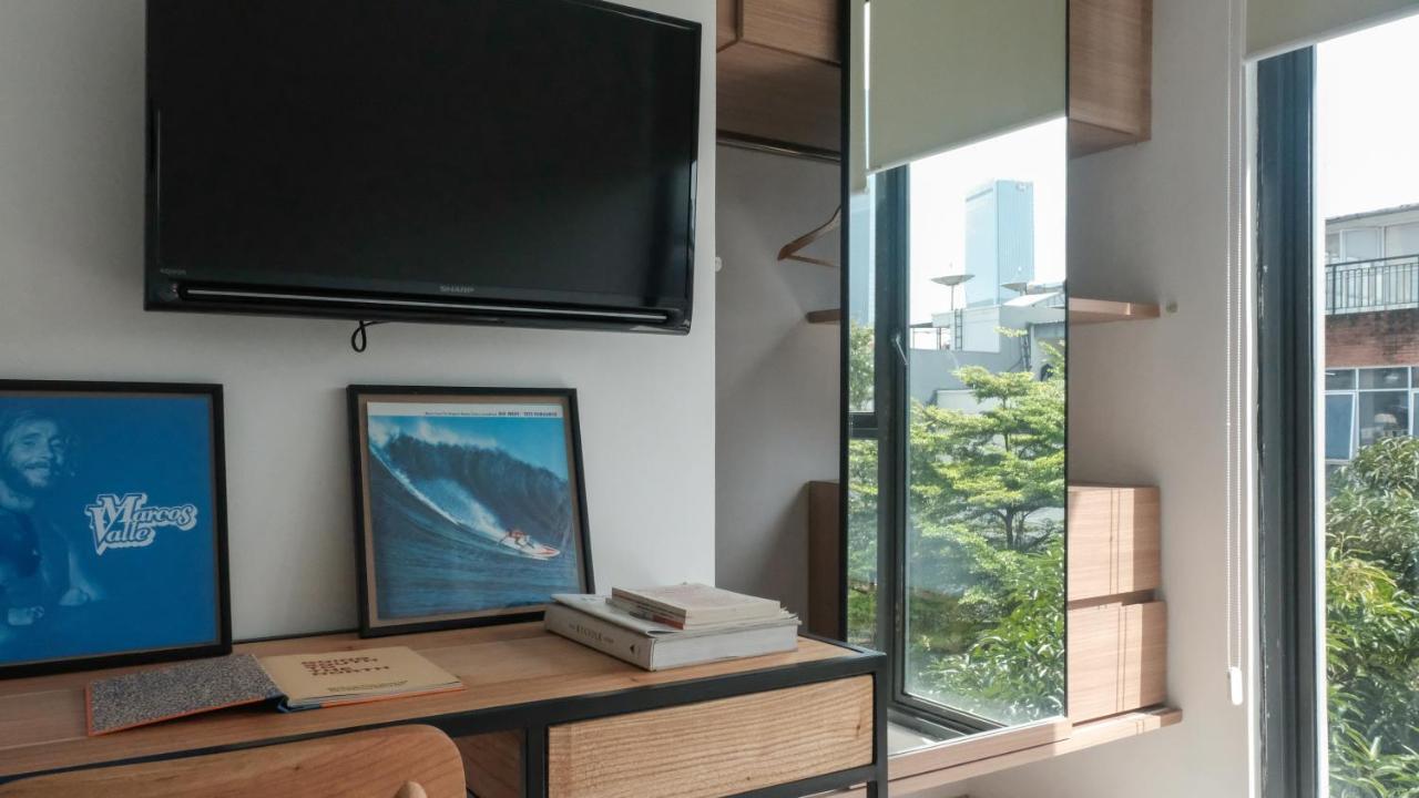 Tengah Tengah Jakarta Ngoại thất bức ảnh
