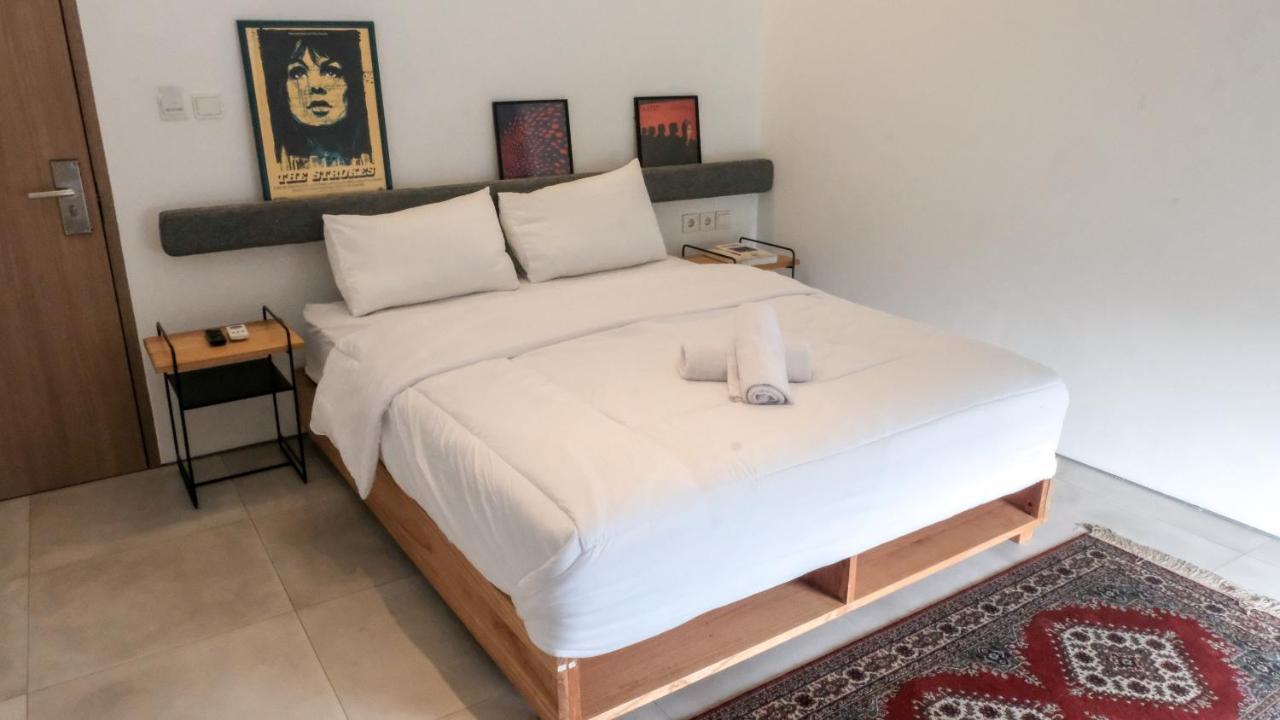 Tengah Tengah Jakarta Ngoại thất bức ảnh