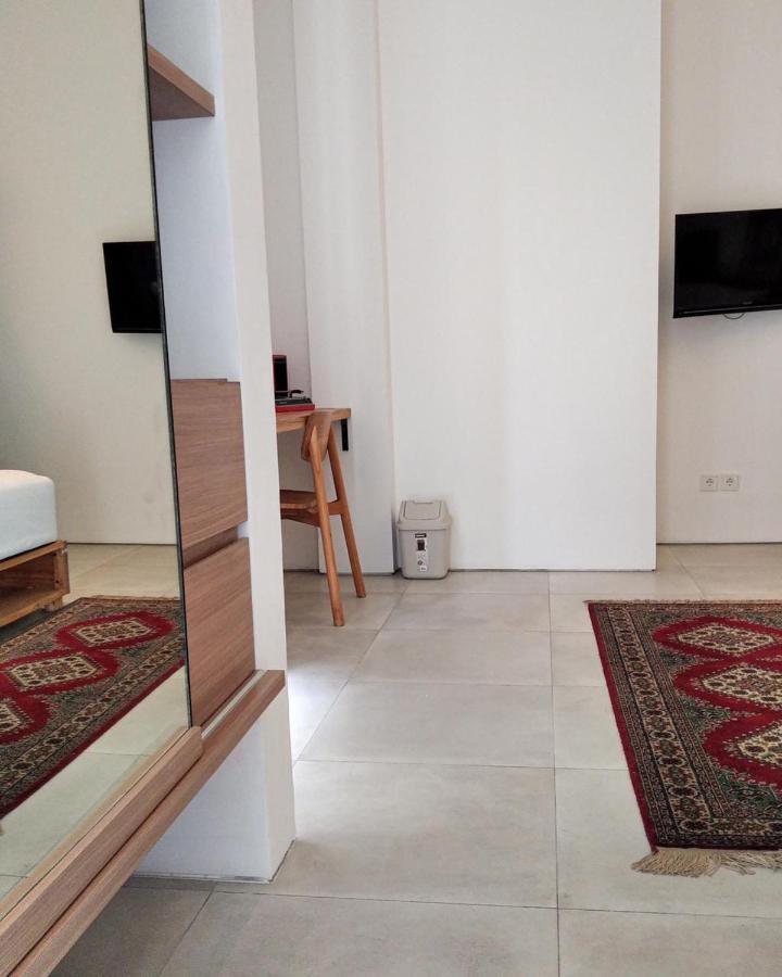 Tengah Tengah Jakarta Ngoại thất bức ảnh