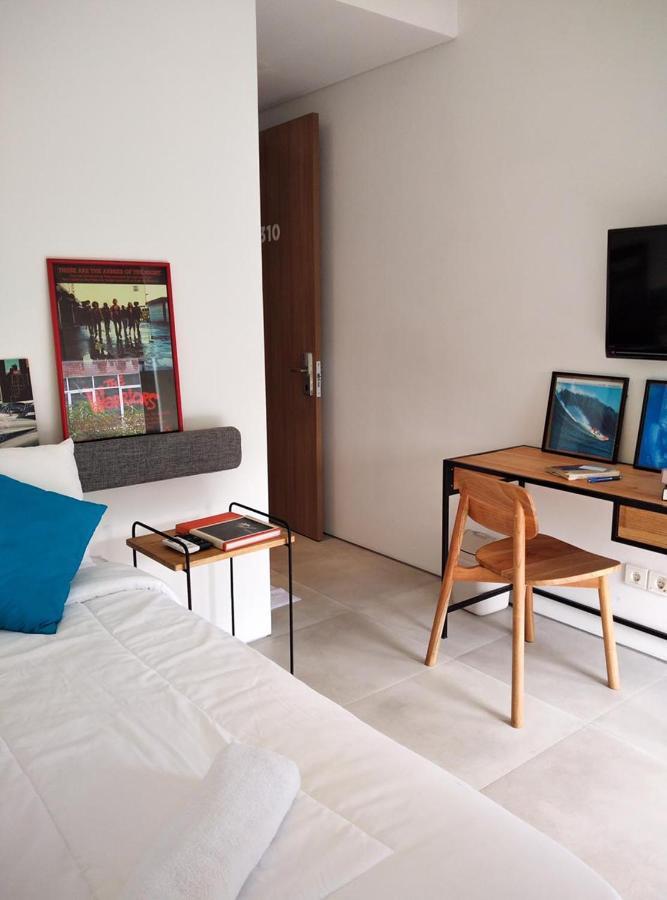 Tengah Tengah Jakarta Ngoại thất bức ảnh
