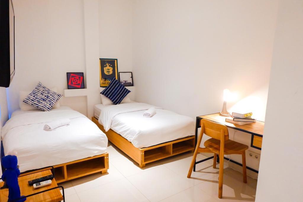 Tengah Tengah Jakarta Ngoại thất bức ảnh
